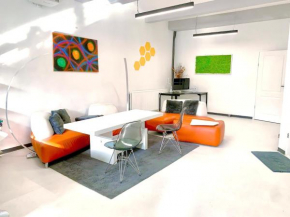 Modern Central Leiden Family Apt - Sleeps 6 and Baby